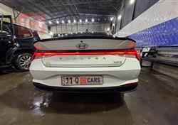 هیۆندای ئەلەنترا